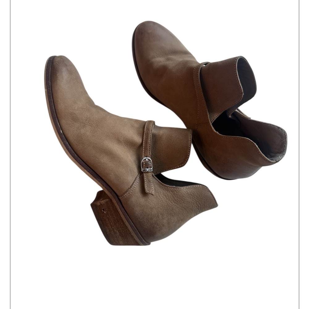 Sam Edelman ankle booties size 6